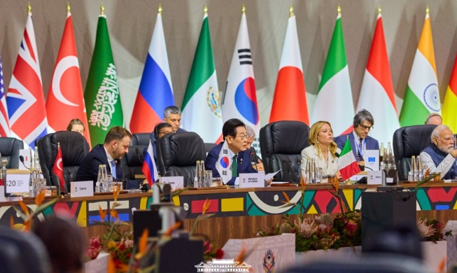 [2025 review ②] Restoration as 'global pivotal state'