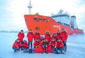 New Year's celebrated at Antarctic base 