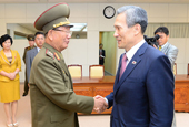 Koreas to discuss family reunions