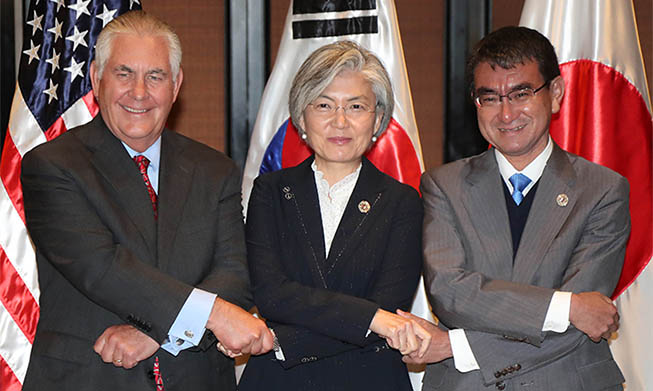 Korea, US, Japan unite on N. Korean issues