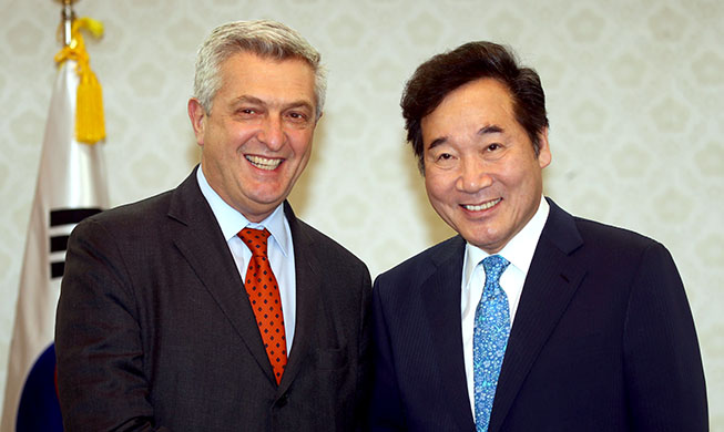 Prime Minister Lee Nak-yon meets UNHCR head