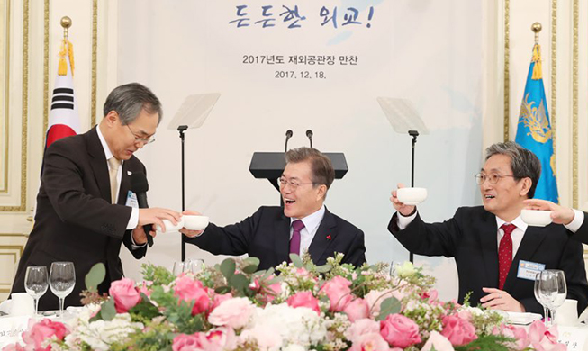 President Moon requests diplomacy 'at people’s eye-level'