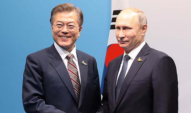 President Moon to pay state visit to Russia from June 21-24