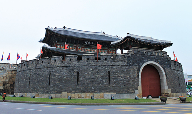 A full day at Hwaseong Fortress