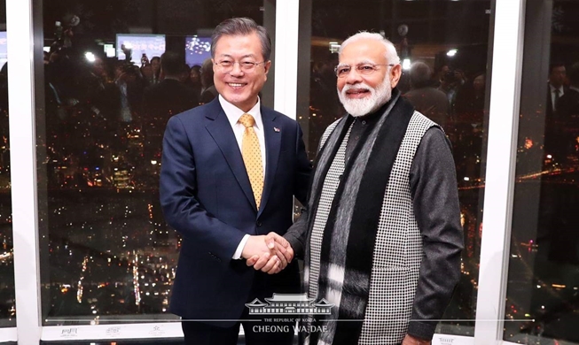 President Moon congratulates Indian PM Modi on re-election