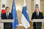 Opening Remarks by President Moon Jae-in at Joint Press Conference Following Korea-Finland Summit