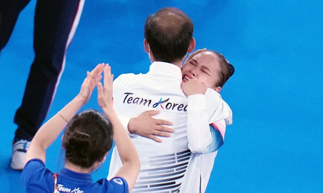 🎧 Korea wins its 1st women's gymnastics medal in Olympic history