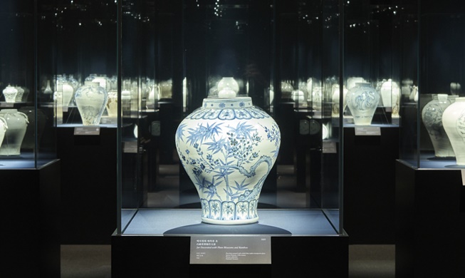 Leeum Museum of Art holds special exhibition featuring finest in white porcelain