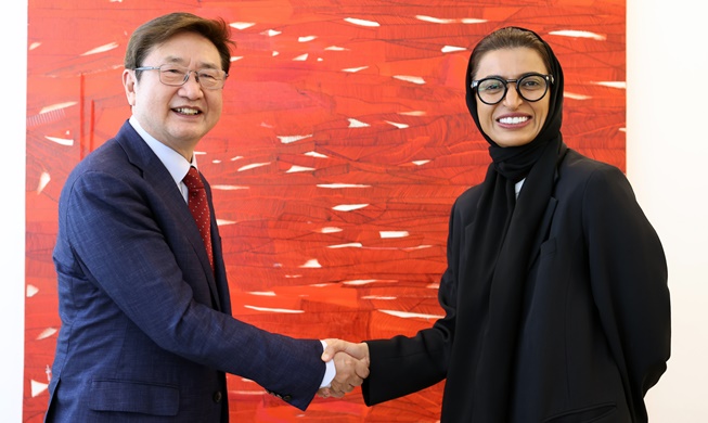 Culture minister agrees to help UAE achieve its vision for culture