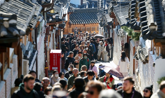 Rise in US, European visitors diversifies domestic tourism market