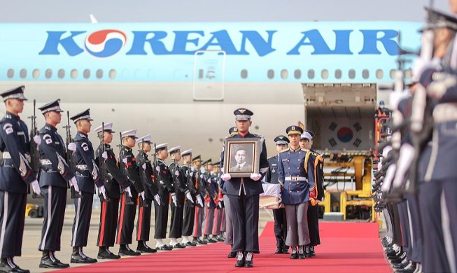 Remains of 'Mr. Sunshine' patriot returned after 100 years