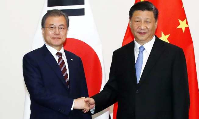 Presidents Moon, Xi to hold bilateral summit next week in Beijing