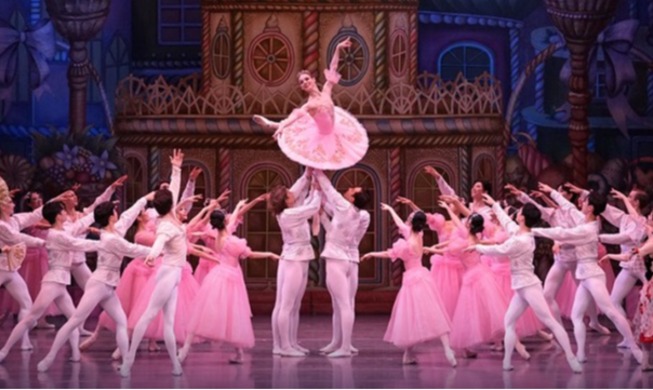 Universal Ballet Company's 'Nutcracker'