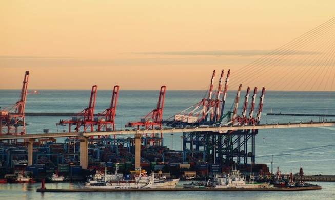 Korea ranked fifth in exports thanks to record USD 220B in Q1