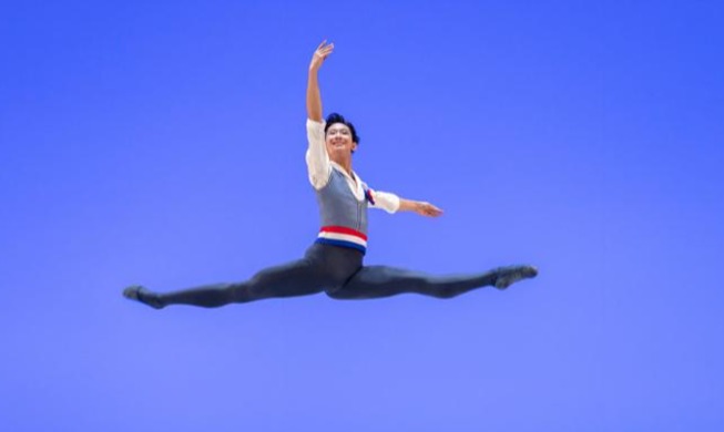 Teen becomes nation's 1st ballerino to win Swiss competition