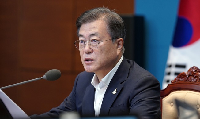 President Moon expects economy to rebound in Q3